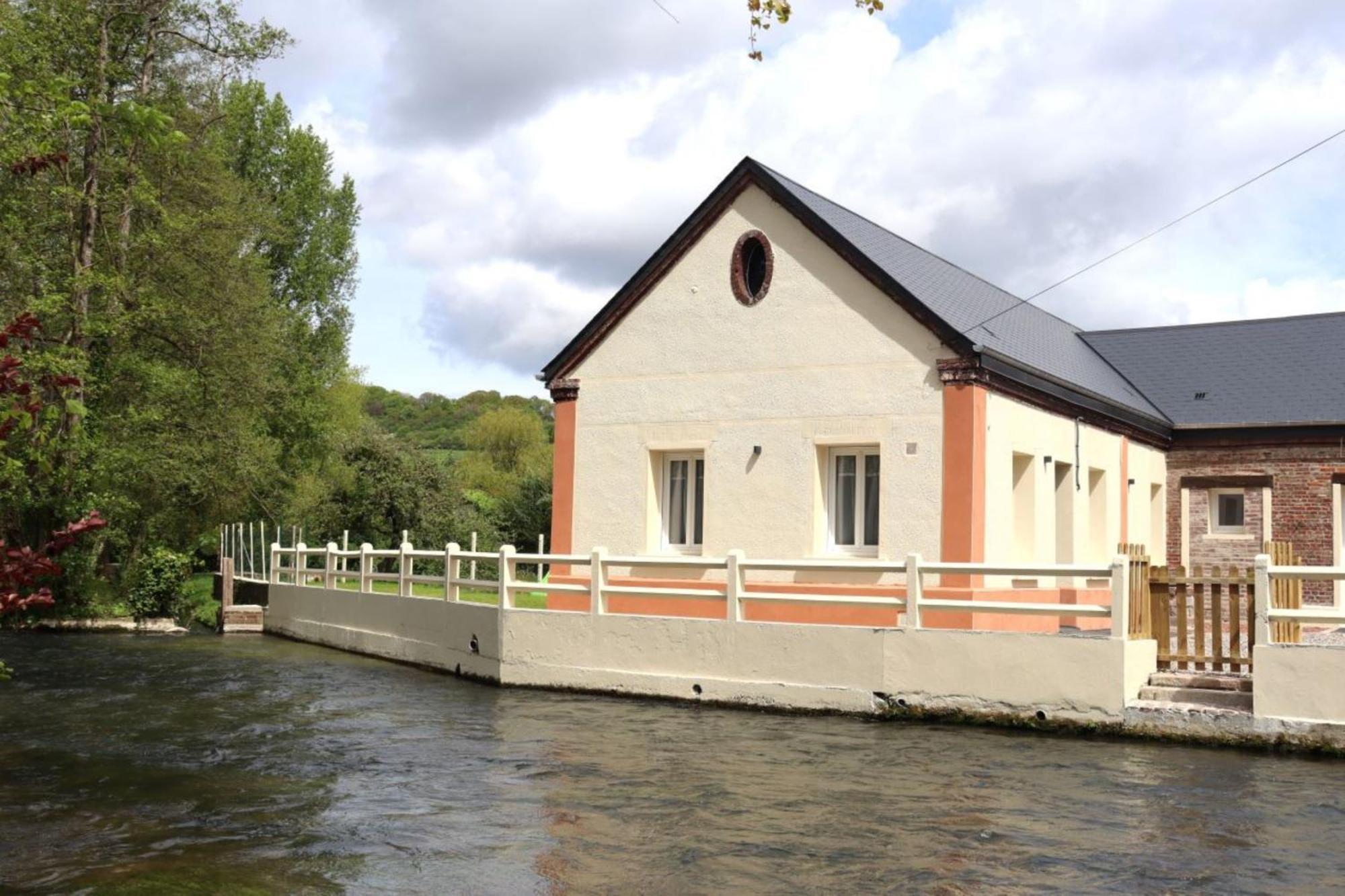 Au Clair Matin Sur L'Yeres Villa Sept-Meules Exterior photo