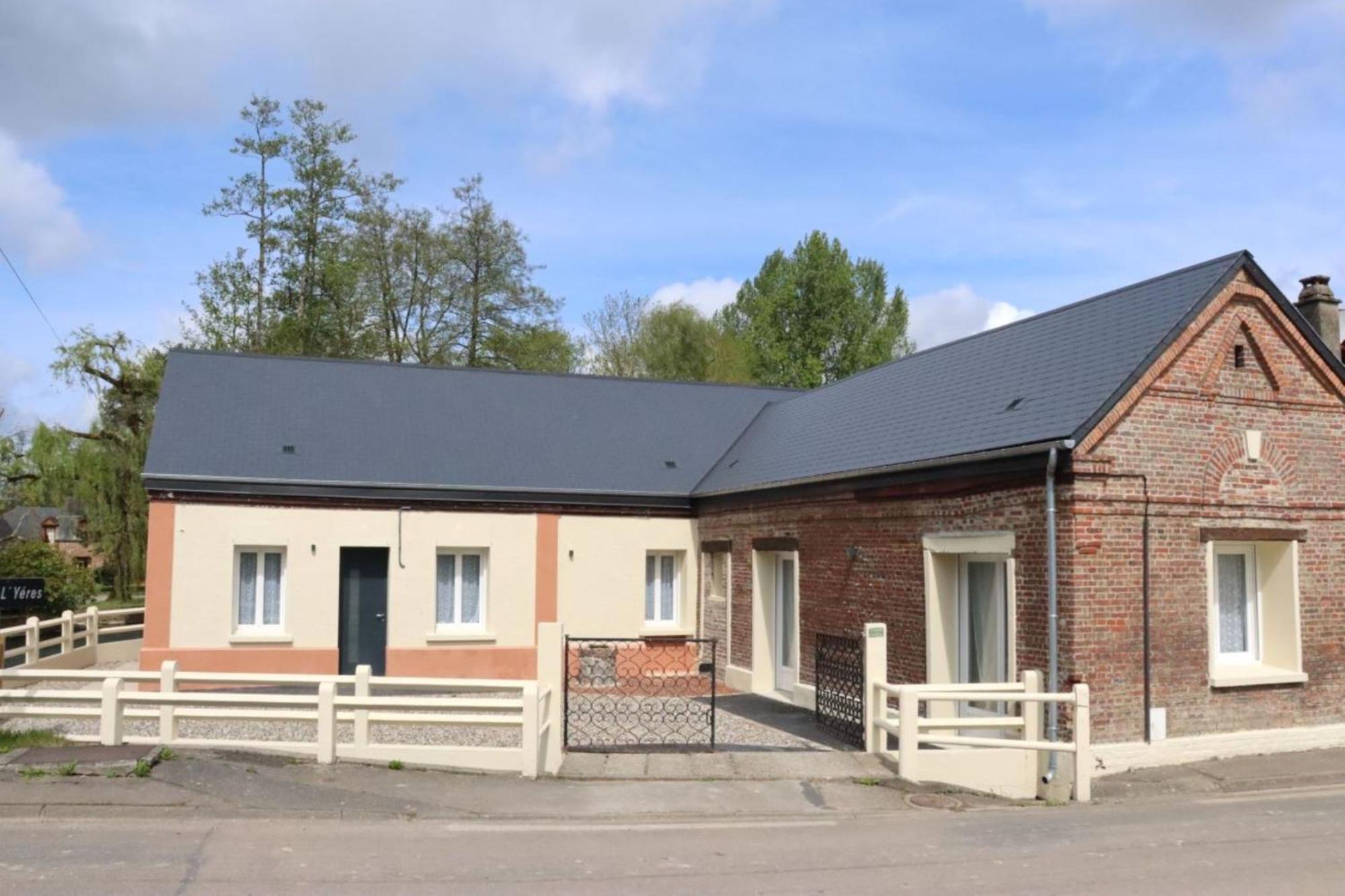 Au Clair Matin Sur L'Yeres Villa Sept-Meules Exterior photo